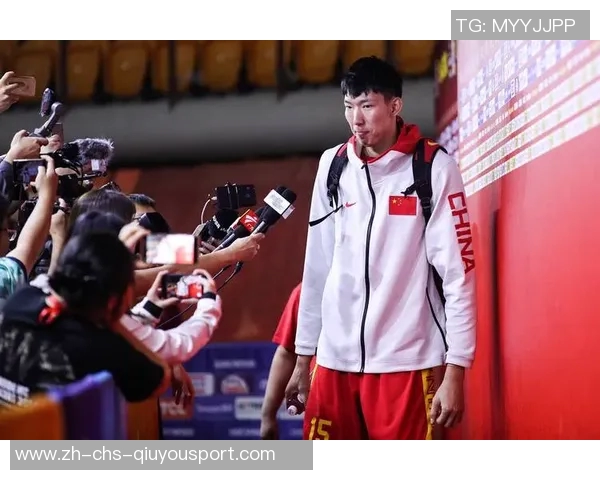 周琦因腰伤离开中国男篮前往美国进行专业治疗寻求康复之路 周琦因腰伤离开中国男篮前往美国进行专业治疗寻求康复之路